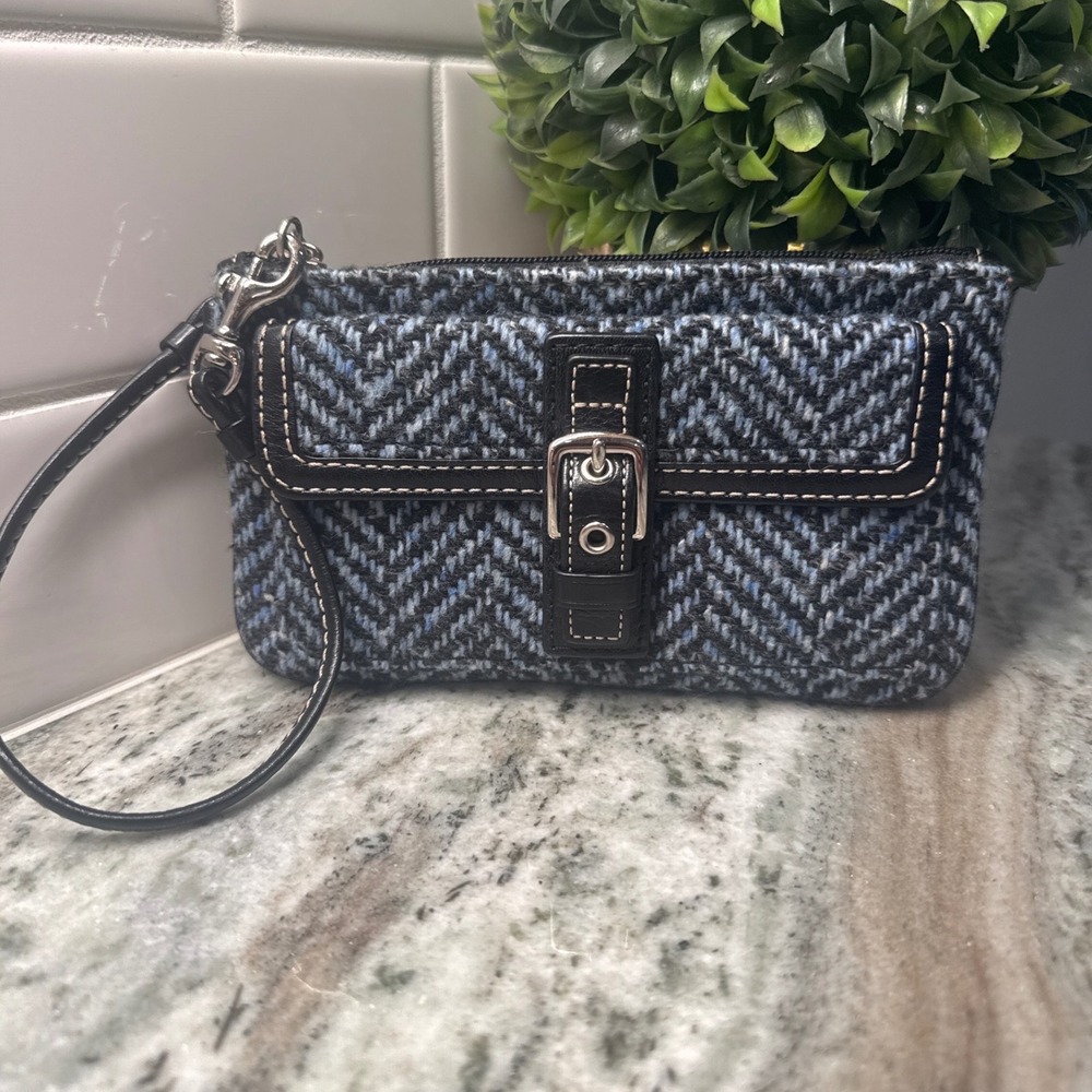 Vintage Coach Blue Black Herringbone Wool Wristlet Leather Trim Buckle Pouch